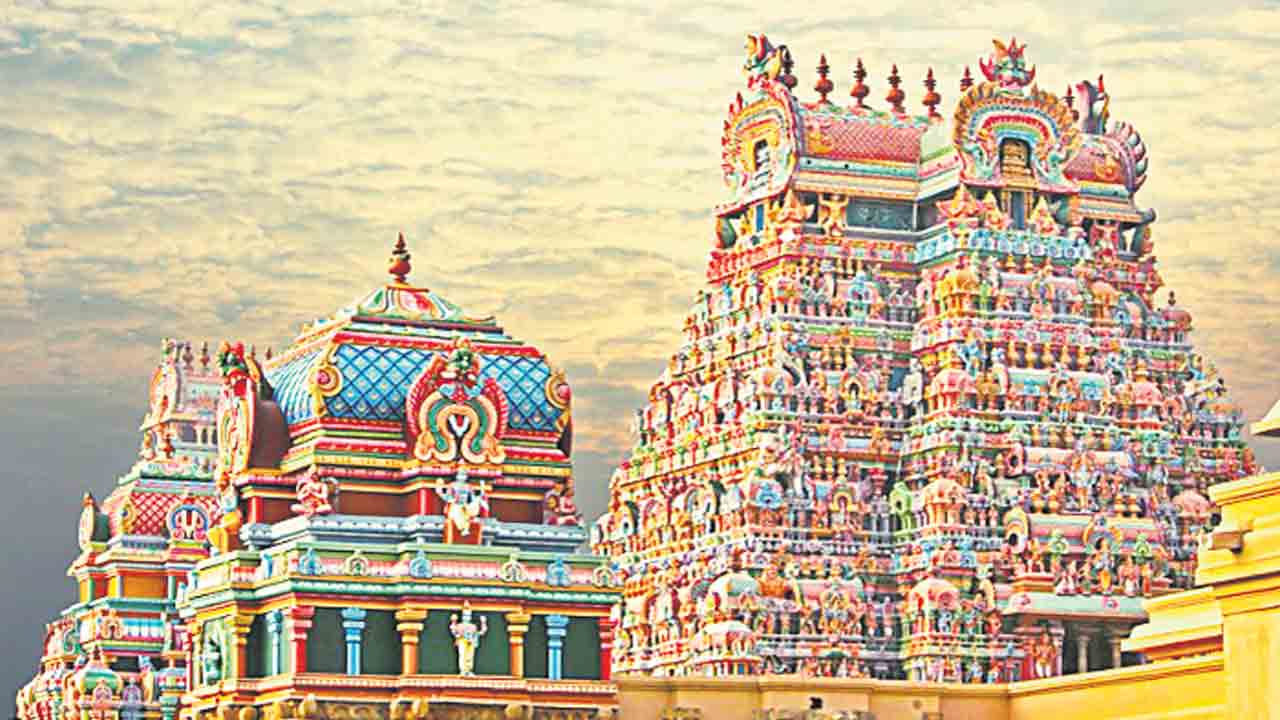 Shubha Vastu | మా ఊరిలో గుడి ఉంది. ఇక ఇంటిలో కూడా పూజగది ఎందుకు?