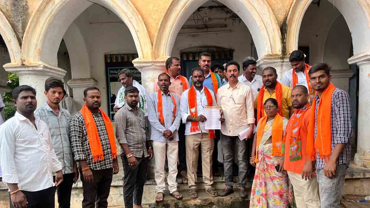 Congress promises | హామీలను అమలు చేయని కాంగ్రెస్‌ను తరమికొట్టాలి