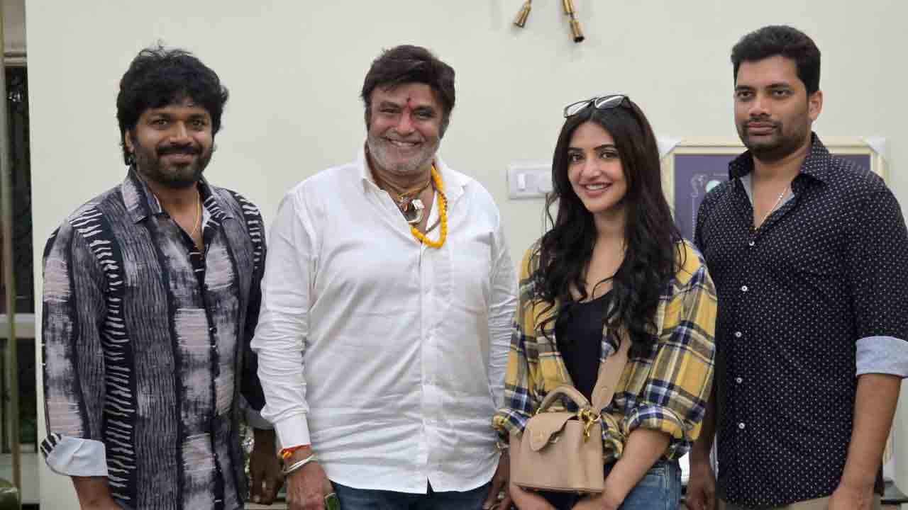 Bhagavanth Kesari | బాల‌కృష్ణ‌ని క‌లిసిన ‘భగ‌వంత్ కేస‌రి’ టీమ్