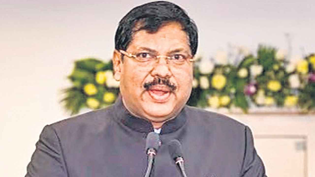 రాజ్యాంగం నిర్దేశించిన అధికారాల పరిధిని తుంగలో తొక్కడమే.. బుల్డోజర్‌ న్యాయంపై సీజేఐ ఆగ్రహం