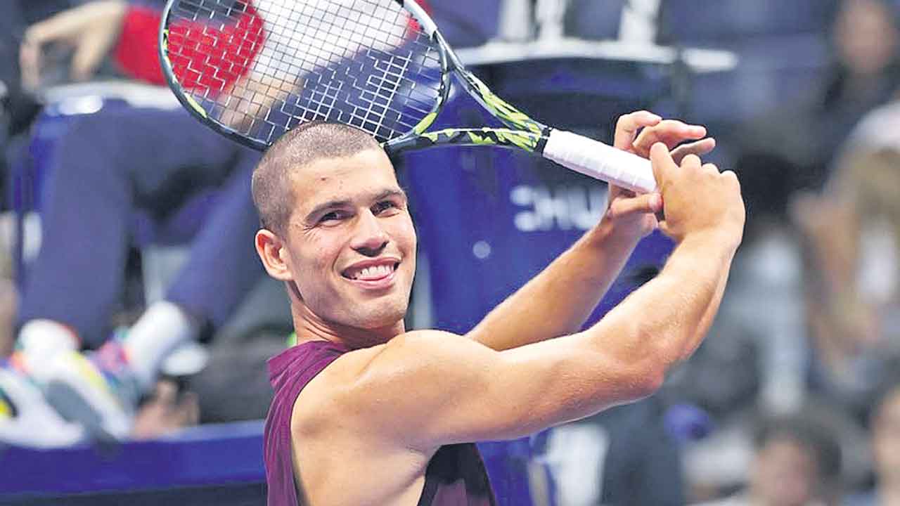 అల్కరాజ్‌ అలవోకగా.. స్పెయిన్‌ బుల్‌ దూకుడు