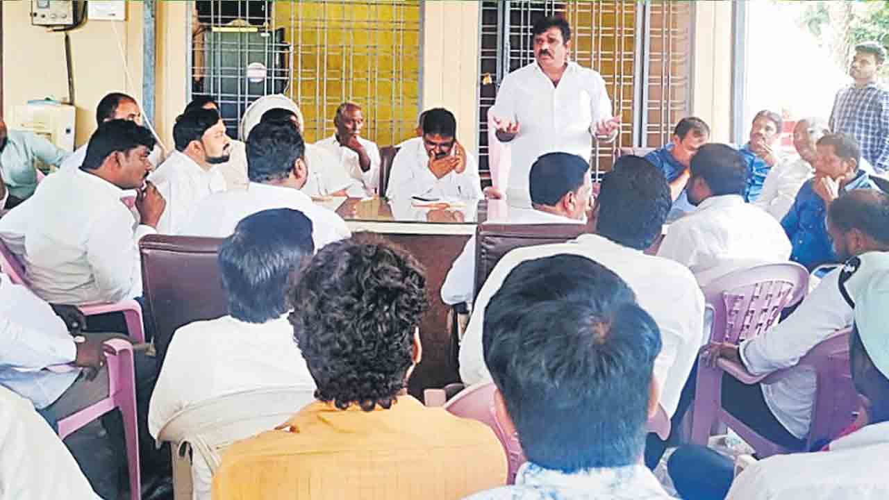 కాంగ్రెస్‌ పాలనలో కుంటుపడిన అభివృద్ధి