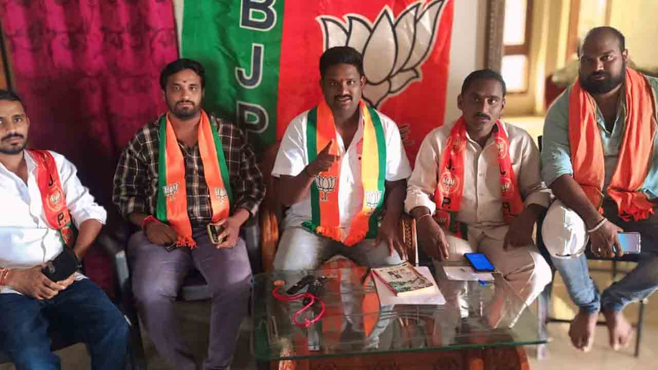 Congress party | బీసీల పట్ల కాంగ్రెస్‌ది కపట ప్రేమ : బీజేపీ నేత మాదాసు ప్రణయ్