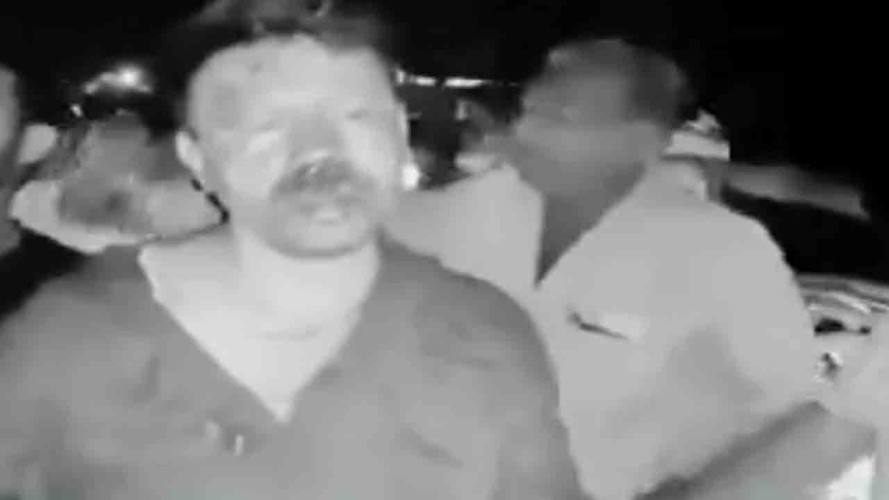 Drunk Army Officer Hits People | తాగిన మత్తులో.. 30 మందిని కారుతో ఢీకొట్టిన   ఆర్మీ అధికారి