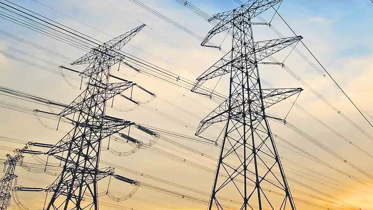 హెచ్‌టీ వినియోగదారులపై బాదుడు.. రాత్రి విద్యుత్తు అలవెన్స్‌ కట్‌?