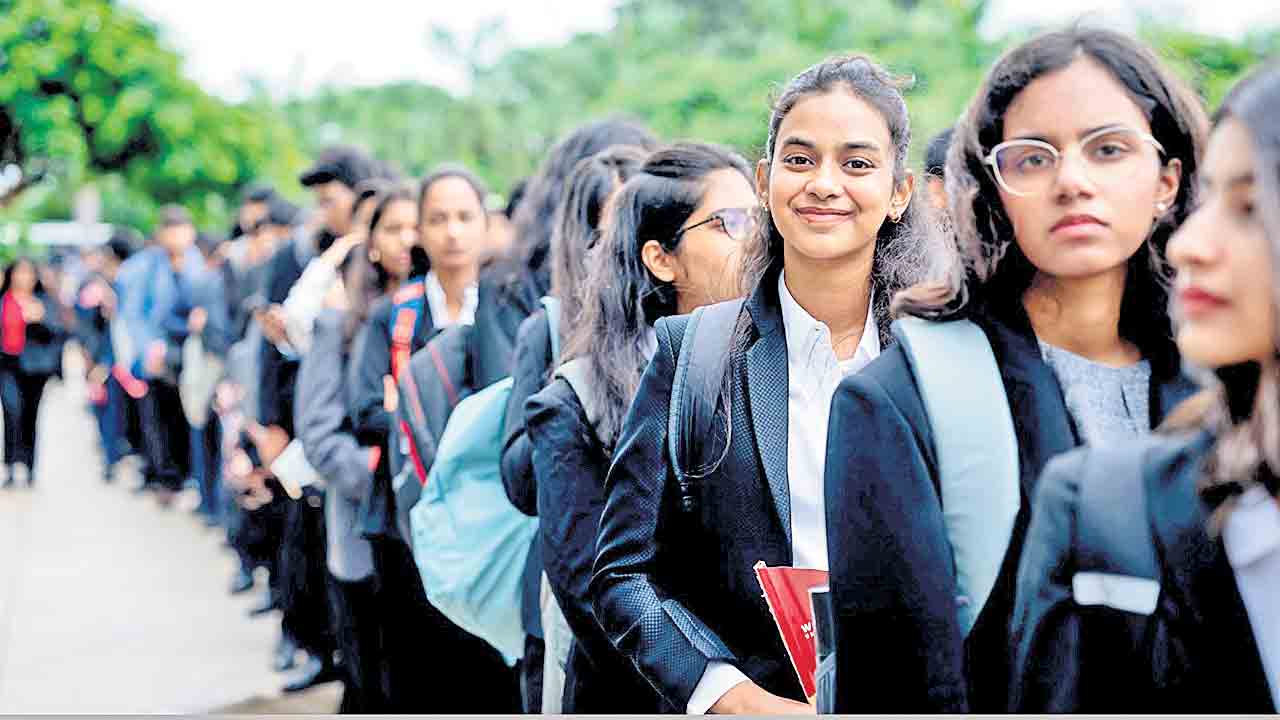 బీటెక్‌లో గందరగోళంగా డిటెన్షన్‌