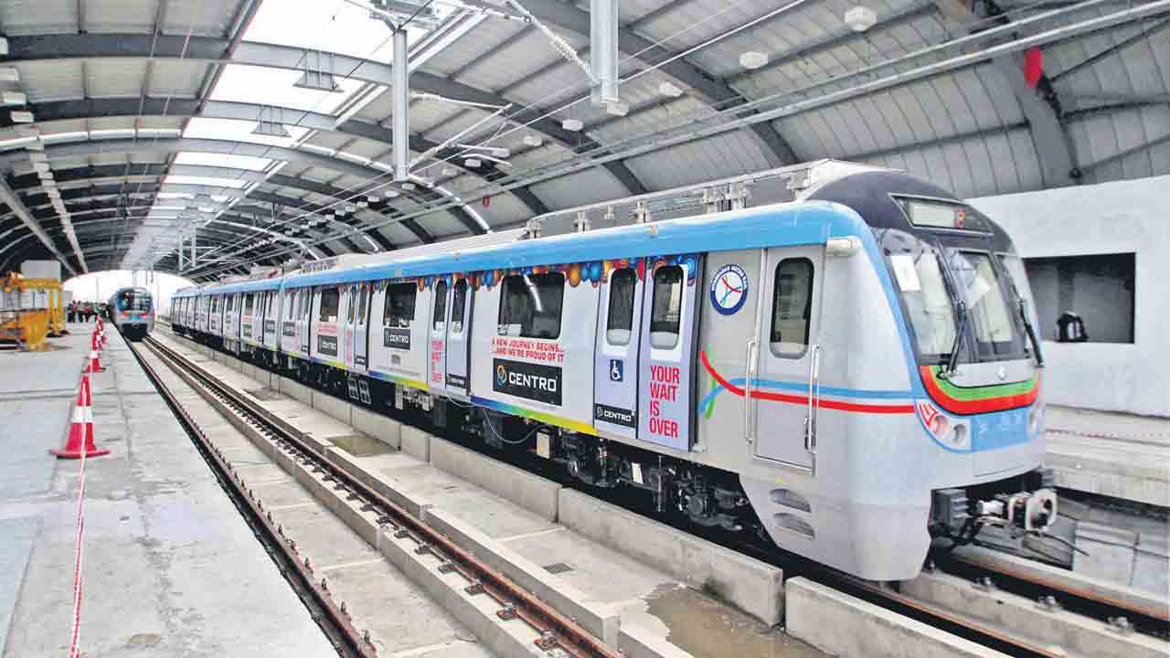 Hyderabad Metro | 12 ఏళ్ల బాలుడి బ్యాగులో బుల్లెట్.. హైదరాబాద్ మెట్రోలో కలకలం!