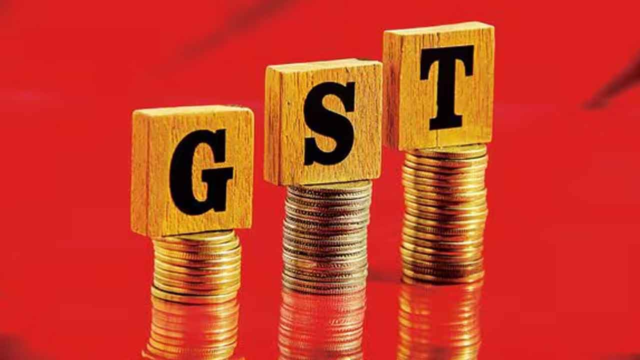 తగ్గనున్న బీమా ప్రీమియం!.. జీఎస్టీని తగ్గించేయోచనలో కేంద్రం