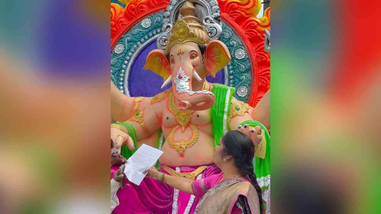 Ganesh Idol 1