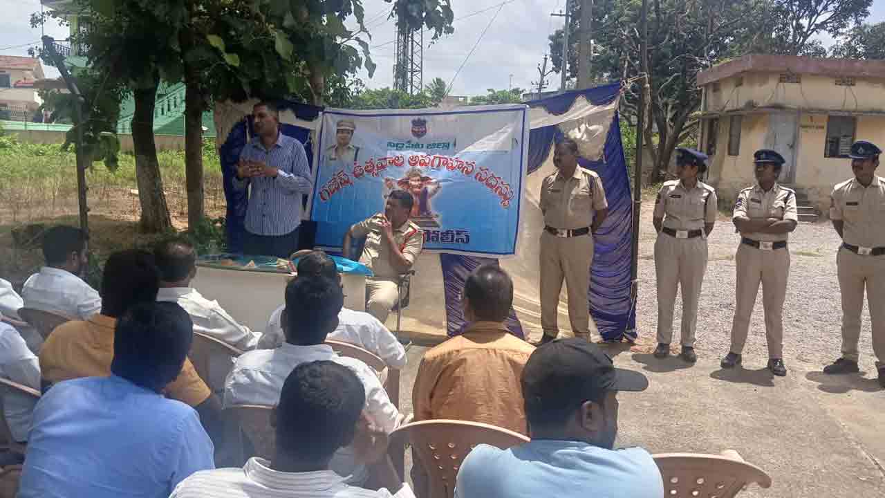 Ganesh Utsavalu | ఆర్గనైజర్లు తప్పకుండా 11 రోజులు ఉండాలి.. గణేశ్‌ ఉత్సవాలపై తొగుట సీఐ లతీఫ్