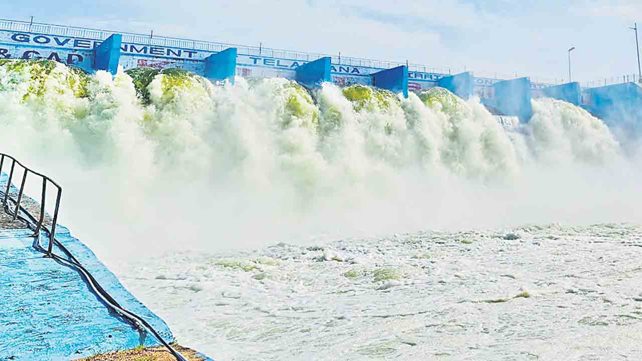 మల్లన్నసాగర్‌లోకి జలాల పంపింగ్‌