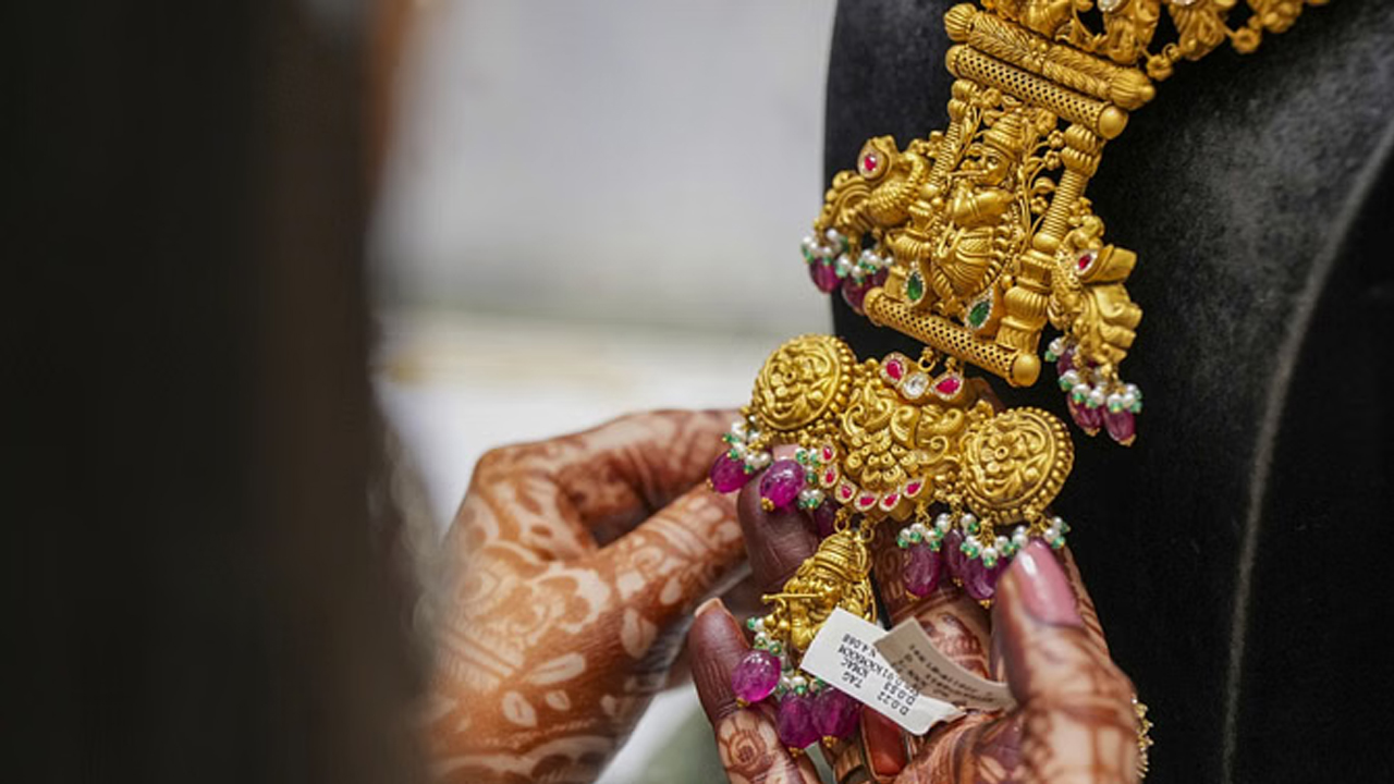 Gold Rate Hike | కొనుగోలుదారులకు షాక్‌ ఇచ్చిన బంగారం.. మళ్లీ పెరిగిన పసిడి ధర..