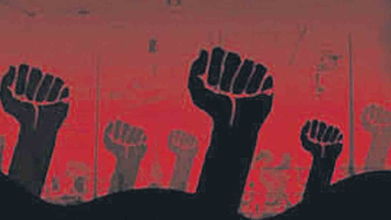 సర్కారుపై సమరమే.. సెప్టెంబర్‌లో ఉద్యోగుల ఉద్యమబాట