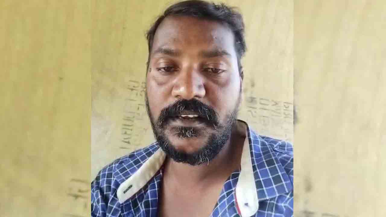 Gulf Fraud | గల్ఫ్ దేశంలో మోసపోయి.. సిమెంట్ పైపుల్లో తలదాచుకొని బోరుమంటూ సెల్ఫీ వీడియో