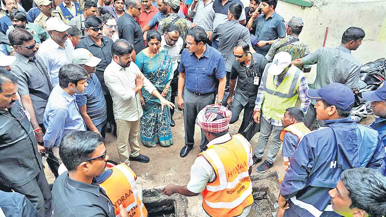 CM Revanth Reddy | కంటితుడుపు పర్యటనలు.. నీట మునిగిన ప్రాంతాలను విడిచి ప్రధాన మార్గాల్లో సీఎం పర్యటన