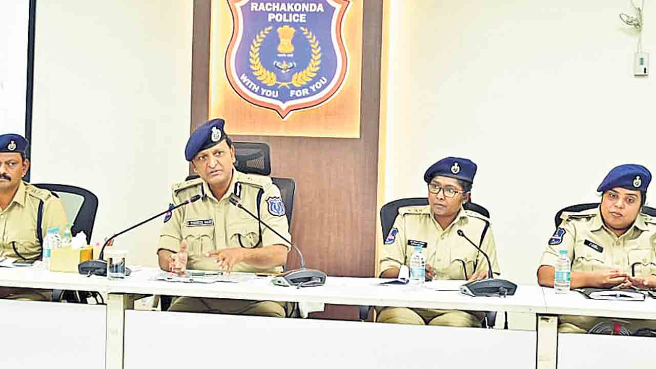 సైబర్‌నేరాల నివారణలో బ్యాంకుల పాత్రే కీలకం