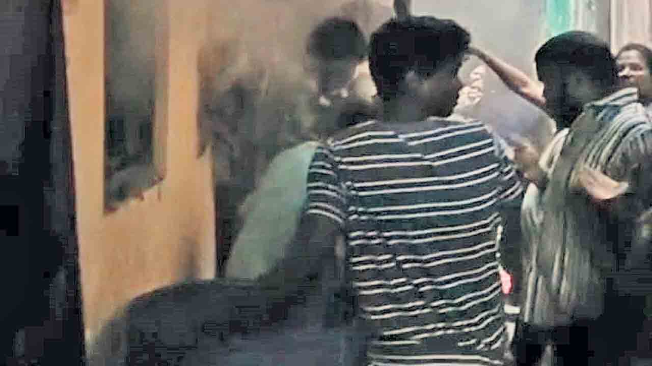 వినాయకచవితి వేడుకల్లో అపశ్రుతి