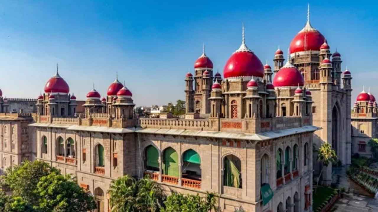 ఆక్యుపెన్సీ సర్టిఫికెట్‌ ఉంటేనే విద్యుత్తు కనెక్షన్‌.. హామీ ఇచ్చి పొందలేరన్న హైకోర్టు