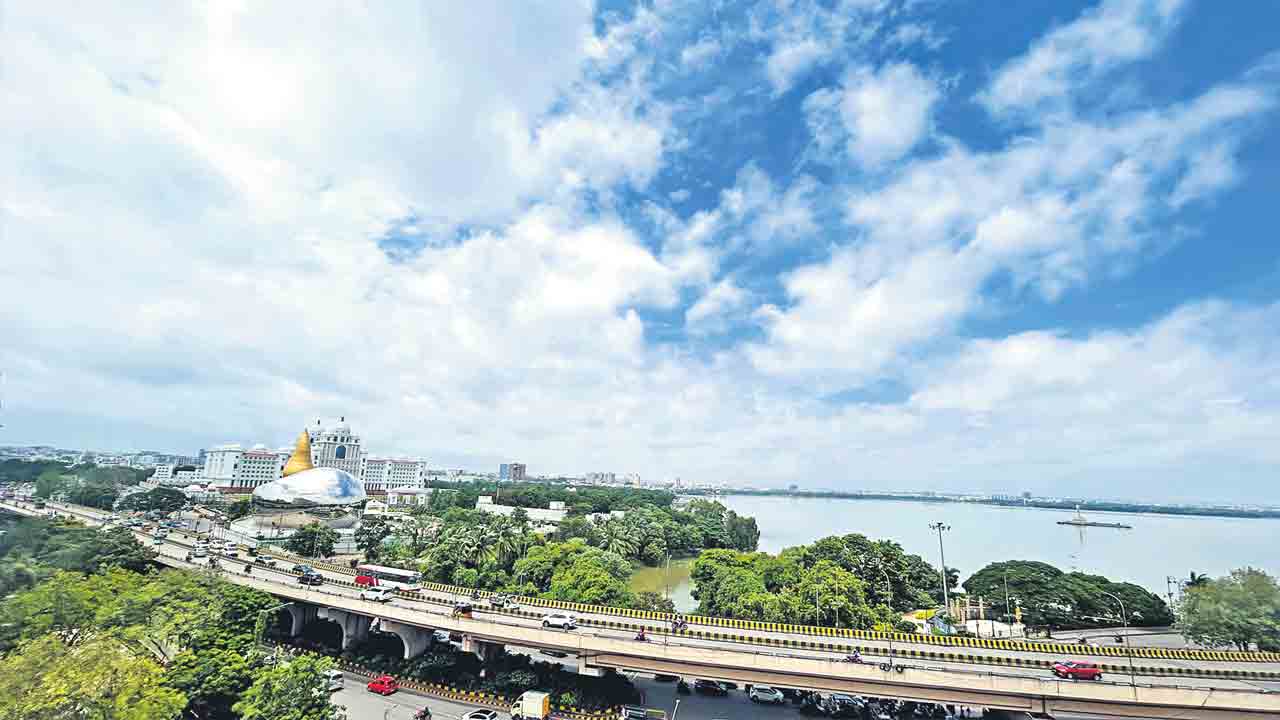Heavy Rains | మూడు రోజులు.. అతి భారీ వర్ష సూచన