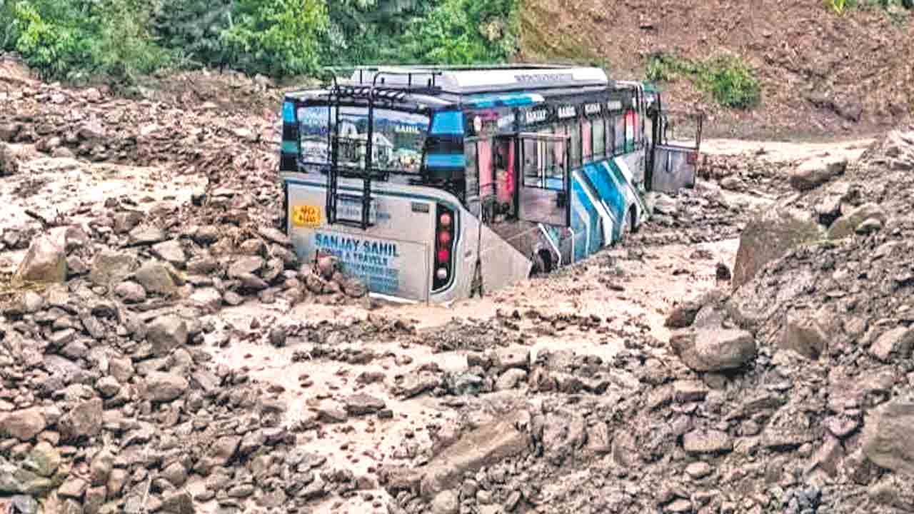 హిమాచల్‌లో వర్ష బీభత్సానికి 257 మంది మృతి