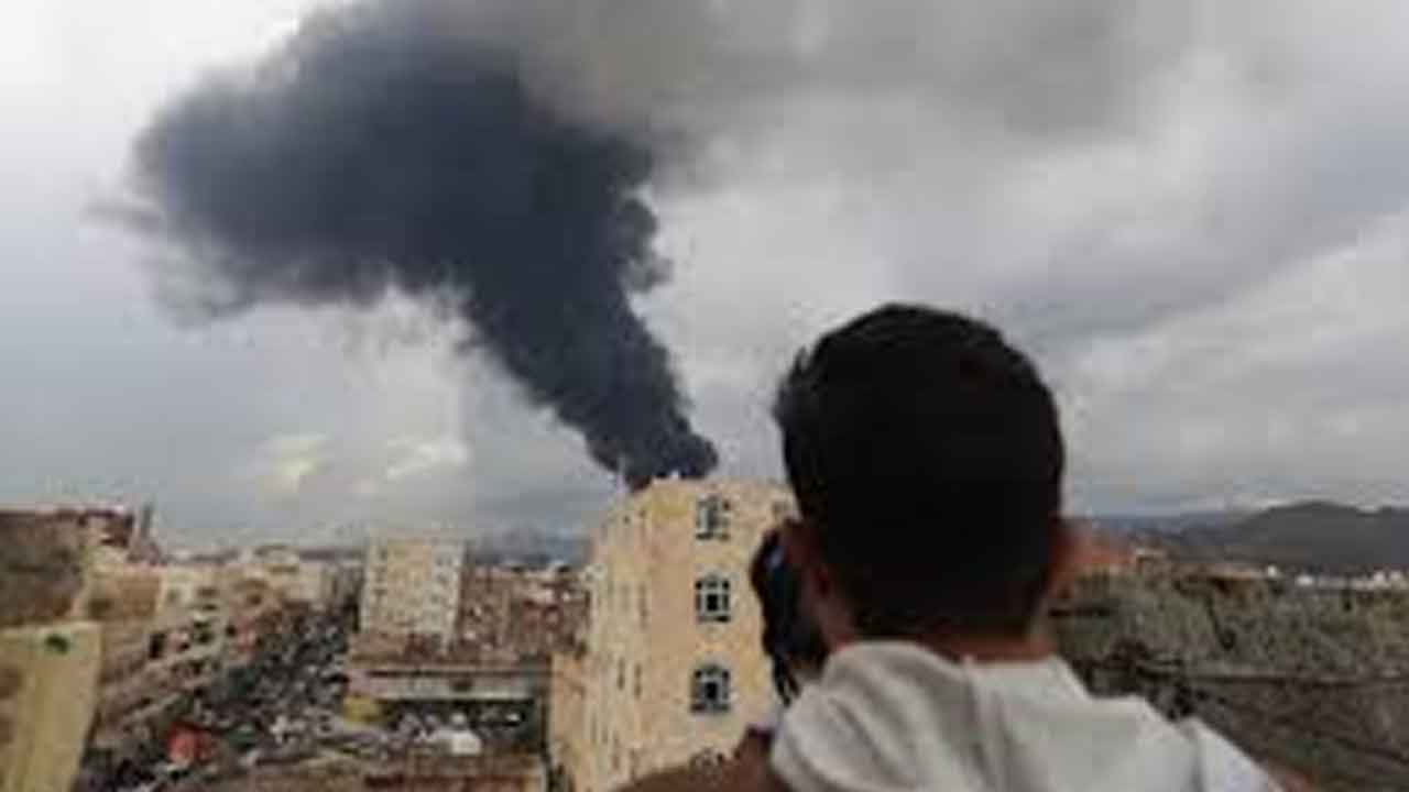 యెమెన్ రాజధానిపై విరుచుకుపడ్డ ఇజ్రాయెల్