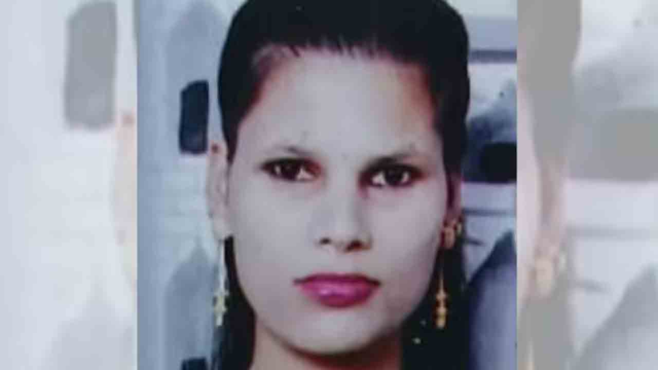 I’m your husband’s 2nd wife | నీ భర్తకు రెండో భార్యనంటూ ఫోన్‌.. బస్సులో   కుప్పకూలి మహిళ మృతి