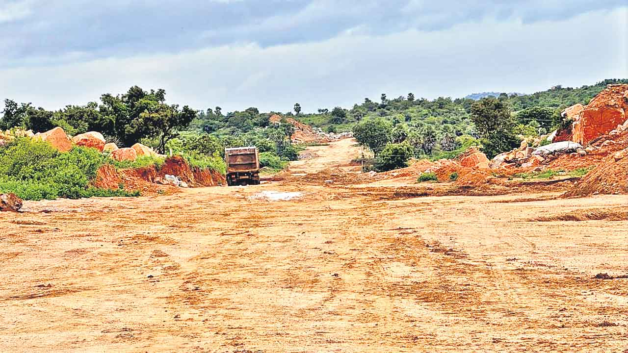 ఇండస్ట్రి పార్క్‌ పూర్తయ్యేనా!