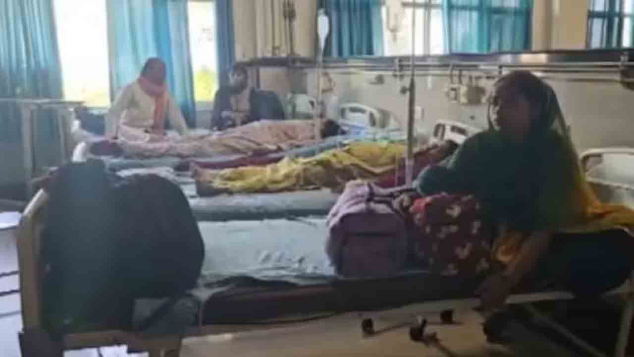 Vaishno Devi Pilgrims | లోయలో పడ్డ బస్సు.. ఒకరు మృతి.. పలువురికి గాయాలు