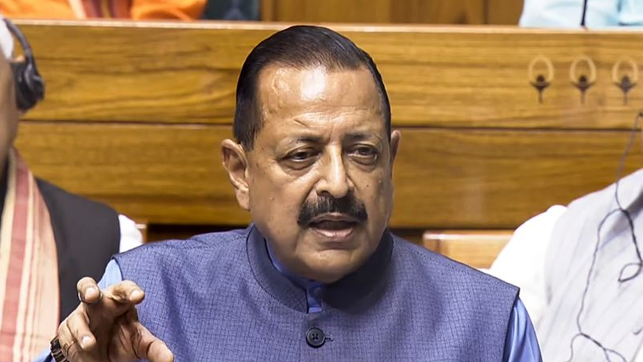 Jitendra Singh | 2040 నాటికి చంద్రుడిపై త్రివర్ణ పతాకాన్ని ఎగురవేస్తాం : జితేంద్ర సింగ్‌