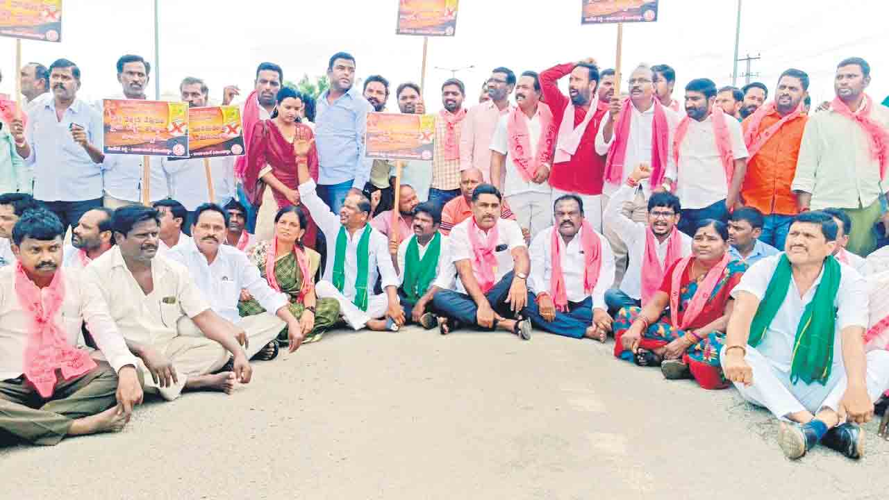 యూరియా ఇచ్చే సోయిలేదా..?