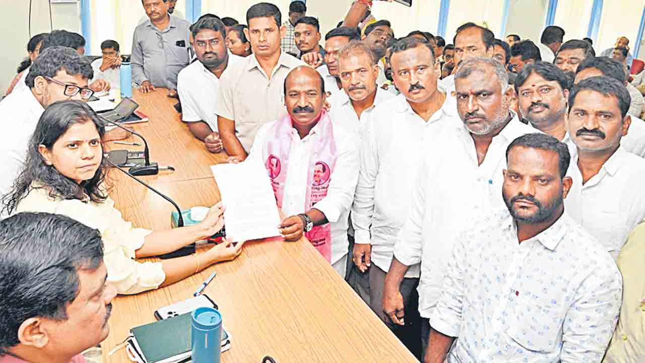 సాగునీటి సమస్య పరిష్కరించాలి