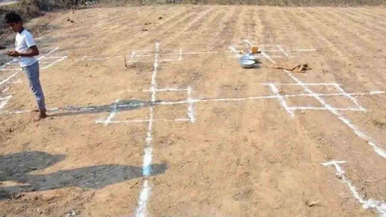 15లోపు మార్కింగ్‌ చేయలేదో.. ఇందిరమ్మ ఇళ్లు రద్దు చేస్తాం!