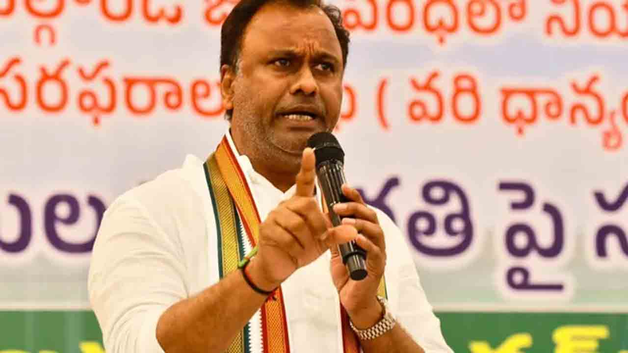 వరదలొస్తుంటే అసెంబ్లీనా కాంగ్రెస్‌ ఎమ్మెల్యే రాజగోపాల్‌రెడ్డి