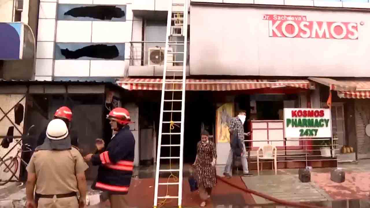 Hospital | ఆస్పత్రిలో అగ్నిప్రమాదం.. ఒకరు మృతి