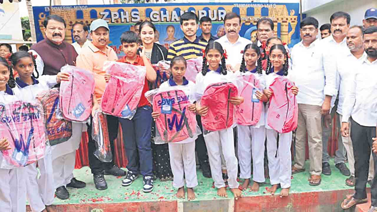 పేదలకు విద్య, వైద్యం అందని ద్రాక్షనే