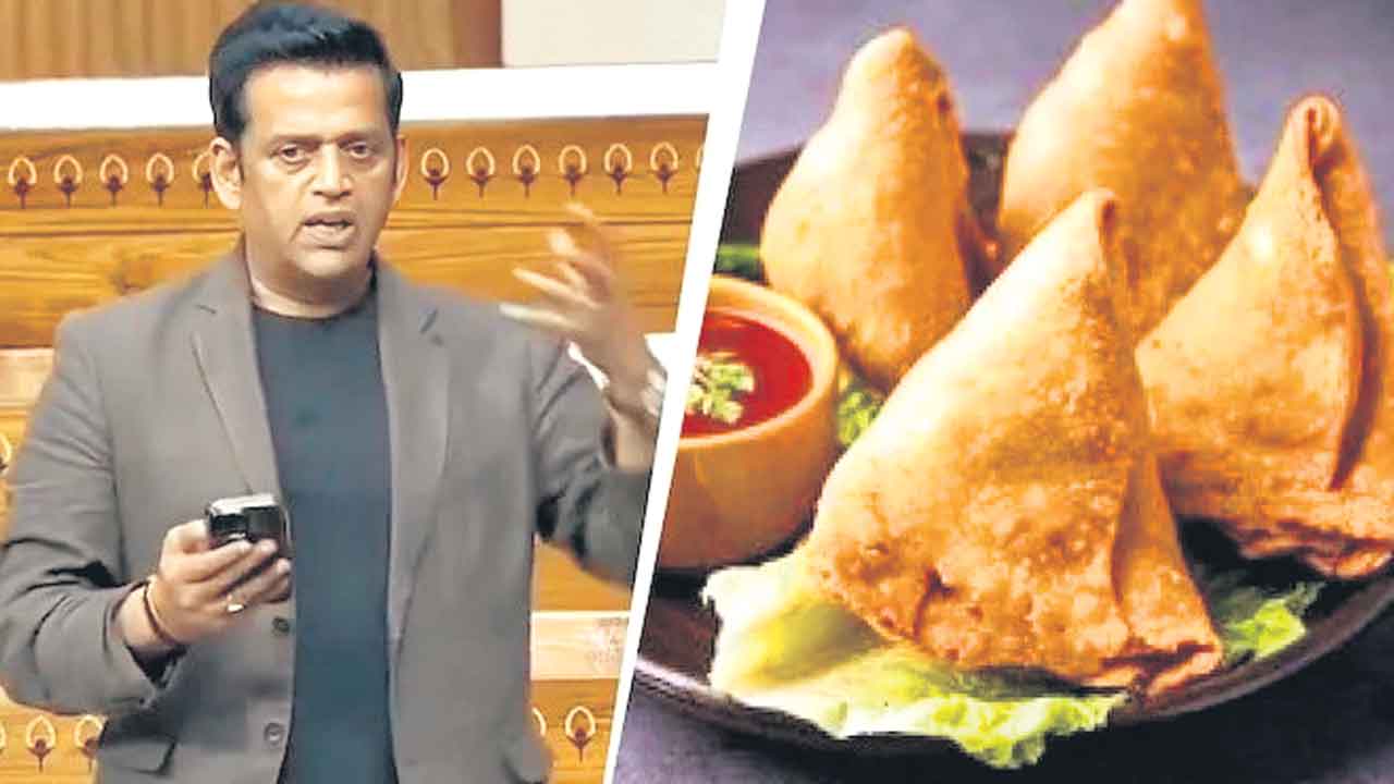 8 సమోసా సైజుపై చట్టం తేవాలి