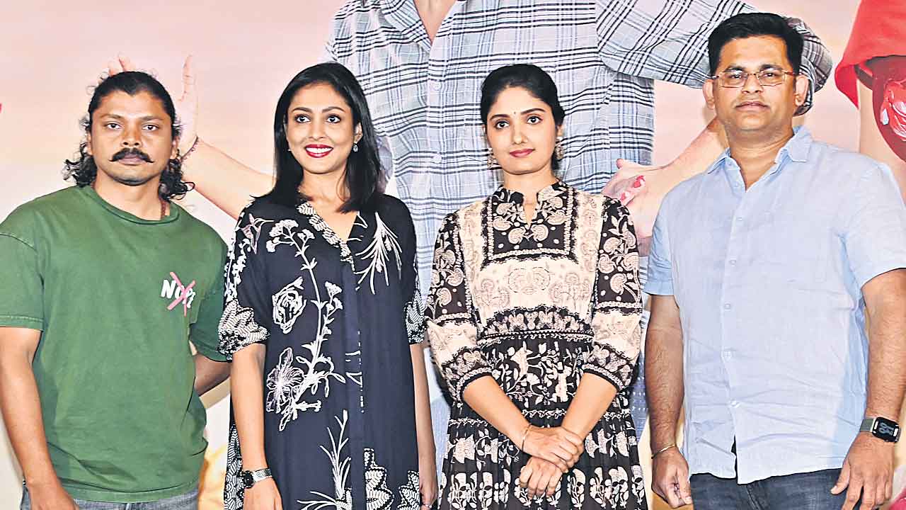 పొలం గట్లపై పుట్టిన అడవి పువ్వు లాంటి సినిమా