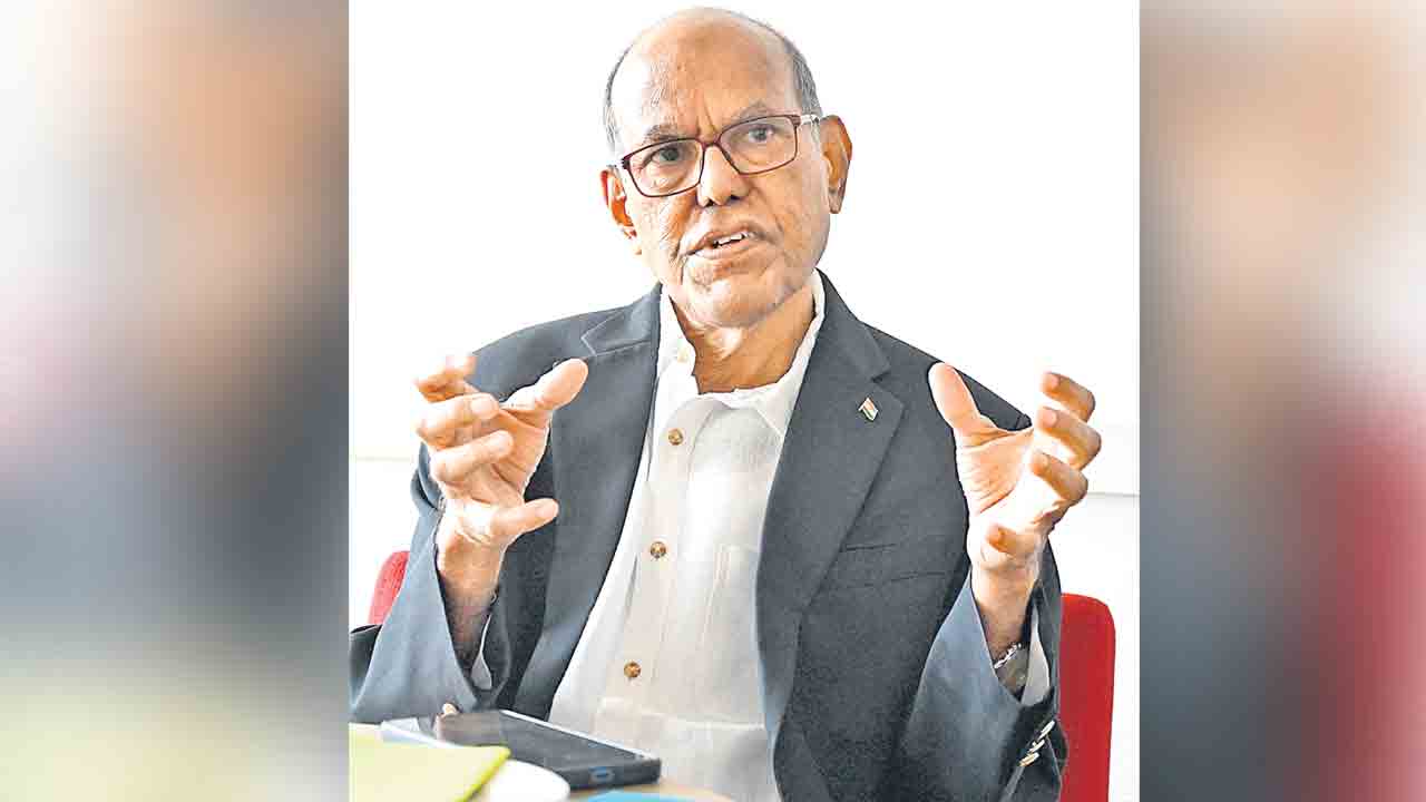 Duvvuri Subbarao | అలాగైతే అంతే సంగతి.. మేక్‌ ఇన్‌ ఇండియా.. మేక్‌ ఆల్‌ ఇండియా నీడ్స్‌గా మారవద్దు: దువ్వూరి సుబ్బారావు