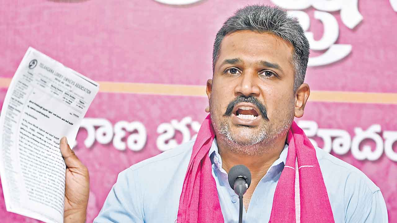 రేవంత్‌ సర్కారు ప్రకటనల స్కామ్‌