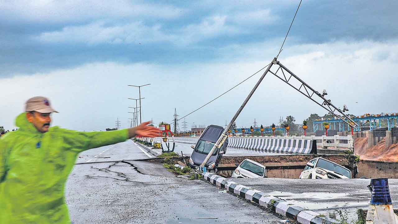 ఉత్తరాదిలో వర్ష బీభత్సం