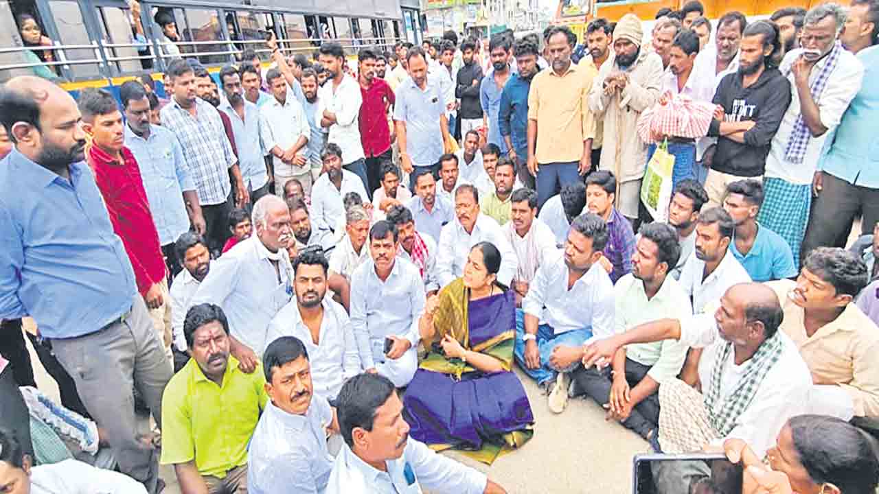 రైతుల కోసం ఎంతవరకైనా పోరాడుతాం