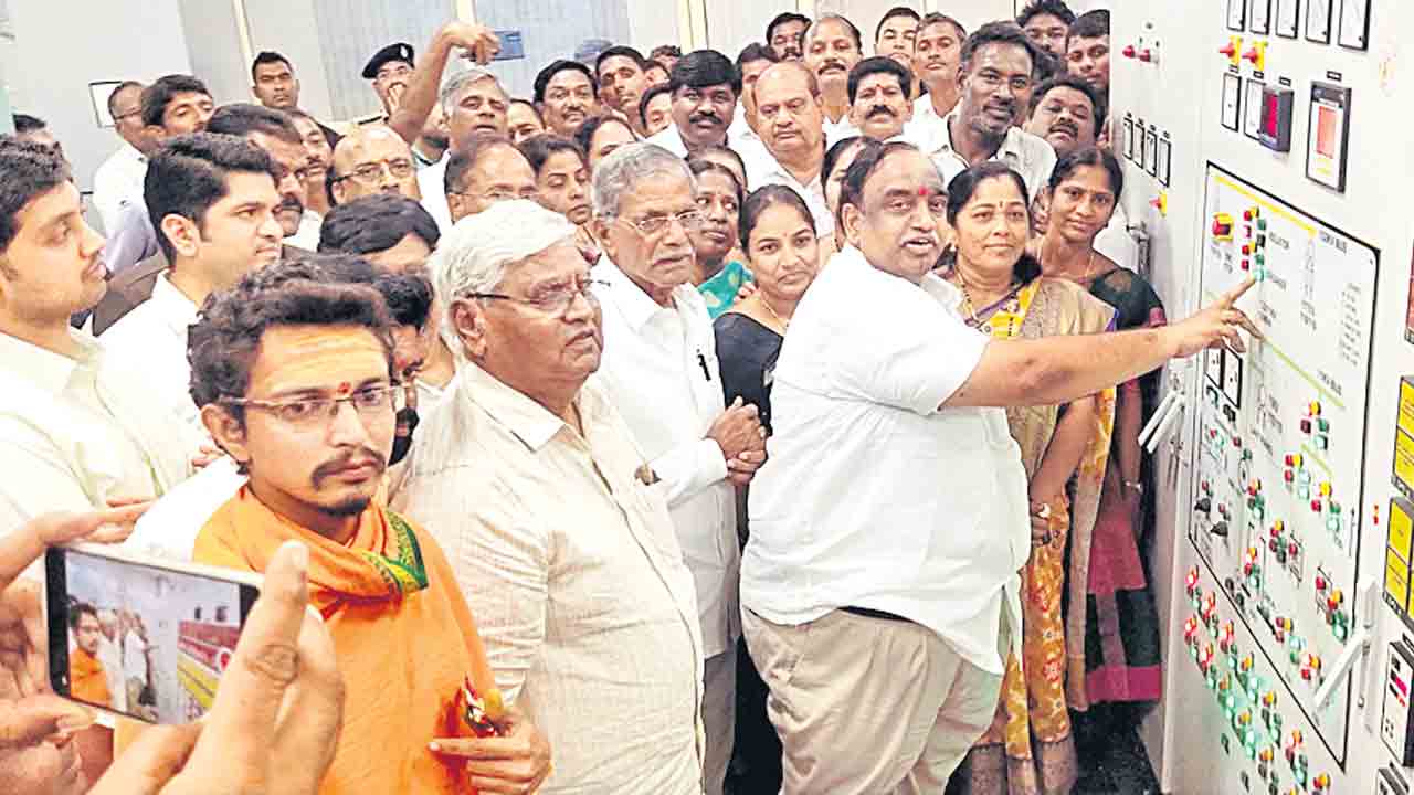 మెట్టరైతుకు తప్పని నిరీక్షణ