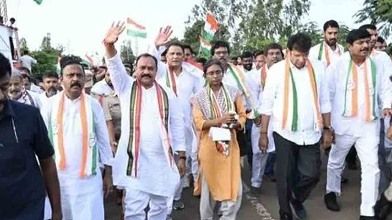 ఆరు గ్యారెంటీలకు అంతిమయాత్ర!