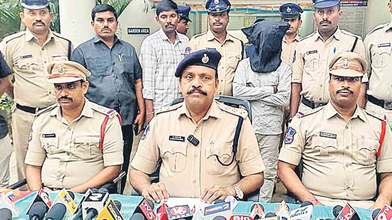 మైనర్‌తో కలిసి యువకుడు చోరీలు