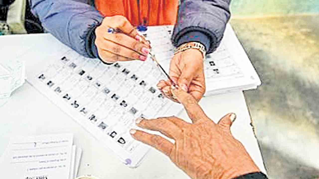 బ్యాలెట్‌ ఓటింగే.. ఎంతో బెటర్‌!