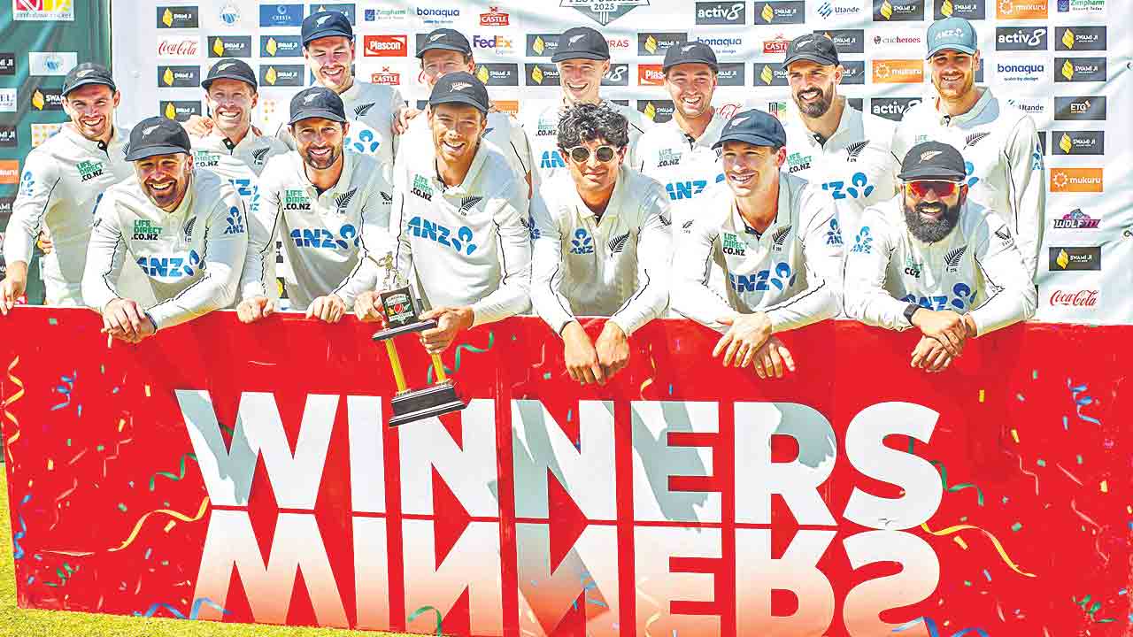 కివీస్‌ రికార్డు విజయం… ఇన్నింగ్స్‌ 359 పరుగుల తేడాతో జింబాబ్వే ఓటమి