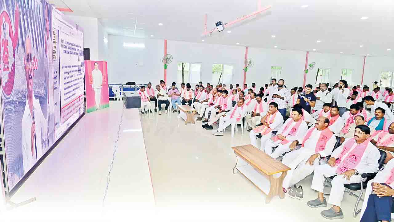 నీళ్లు.. నిజాలు!