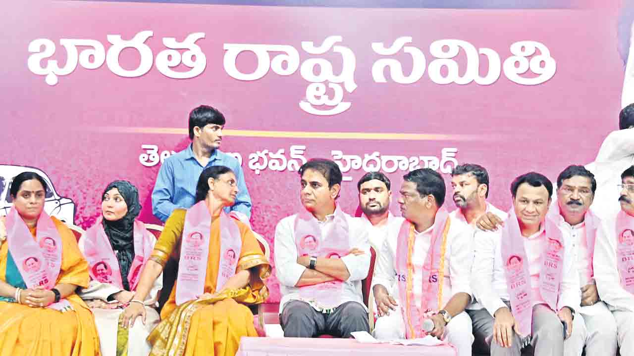 బీఆర్‌ఎస్‌లోకి భారీ వలసలు!