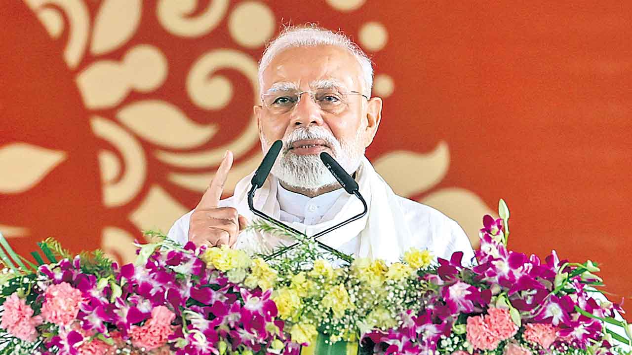 స్వదేశీతో సర్దేసిన మోదీ