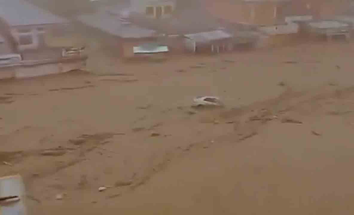 Flash Floods | పాకిస్థాన్‌లో మెరుపు వరదలు.. 48 గంటల్లో 321 మంది మృతి.. షాకింగ్‌ వీడియోలు!